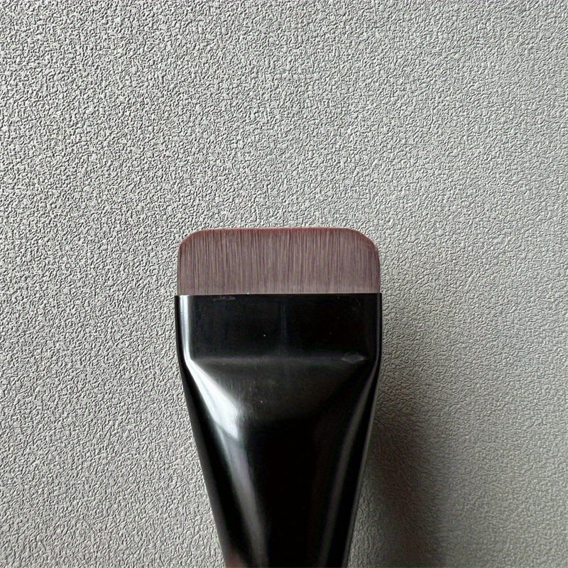 Ultra Thin Foundation Brush
